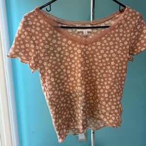 Floral short sleeve top